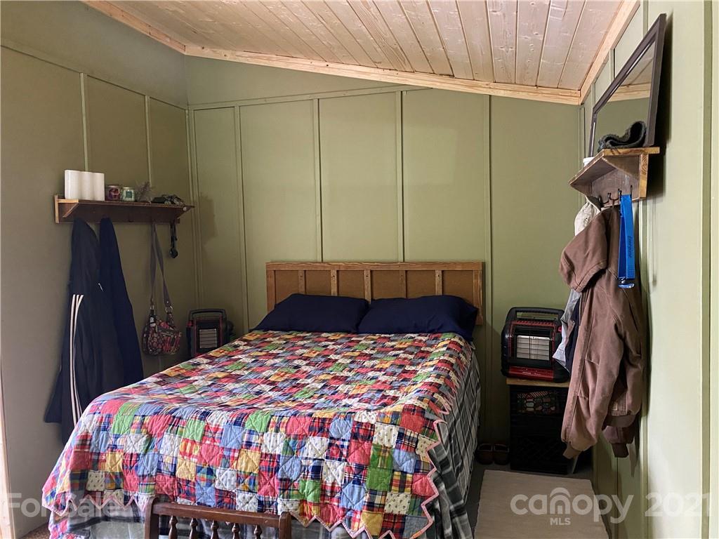 Tbd Highway 212 Highway Marshall NC 28753