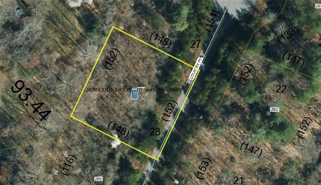 2059 Country Place Hickory NC 28601