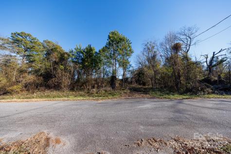 7 Wilson Avenue Great Falls SC 29055