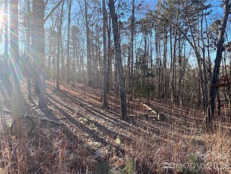 1866 Fairfield Road Mount Gilead NC 27306