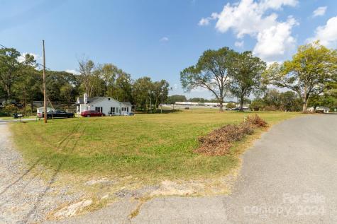 1301 Shelby Road Kings Mountain NC 28086