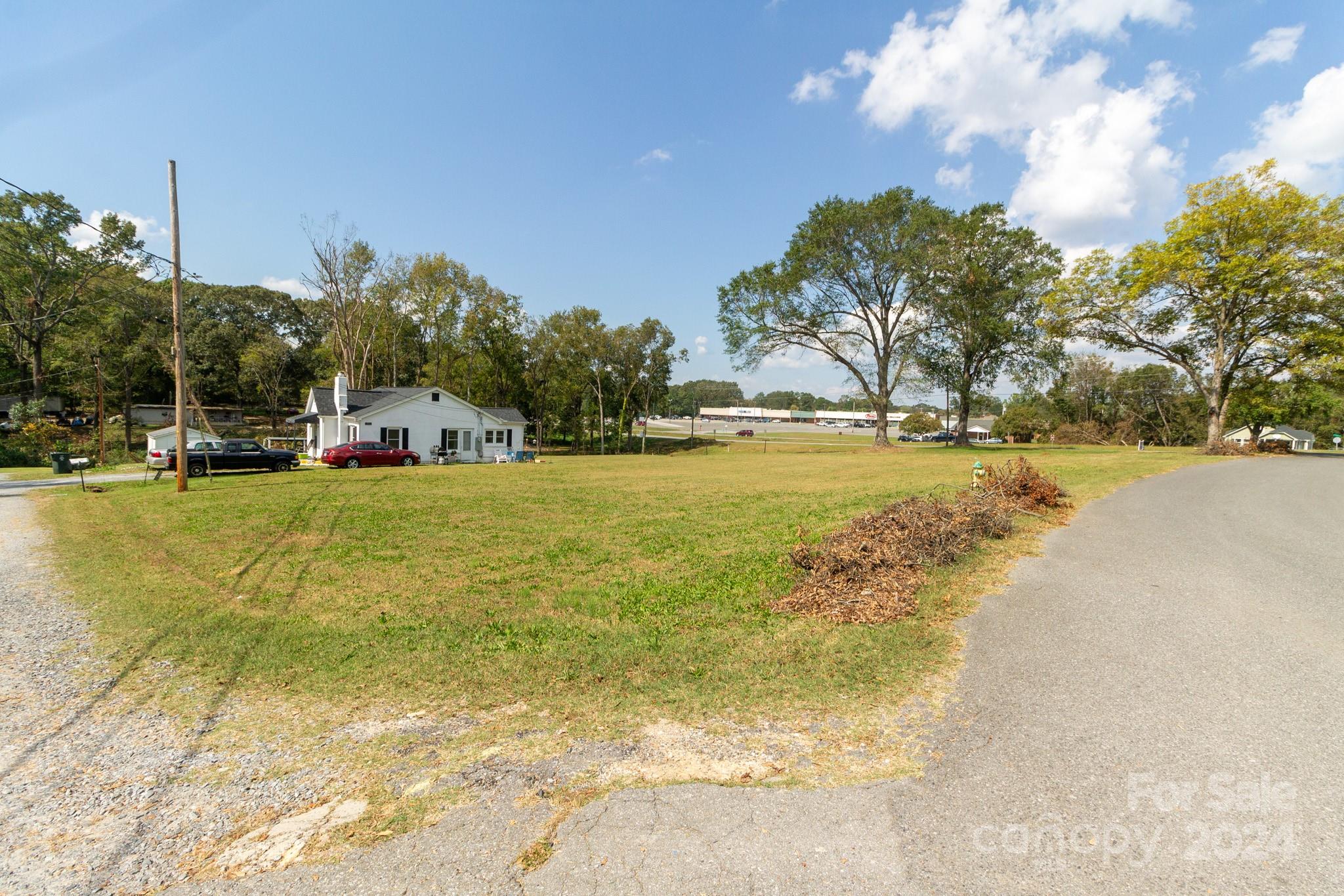 1301 Shelby Road Kings Mountain NC 28086
