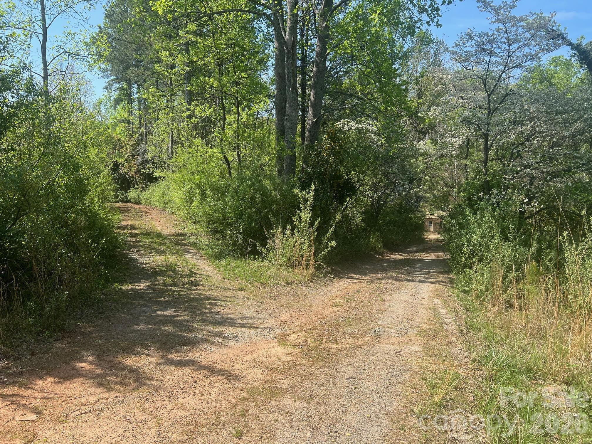 6374 Peniel Road Tryon NC 28782