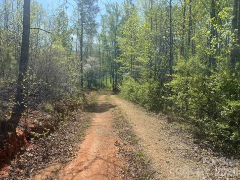 6374 Peniel Road Tryon NC 28782