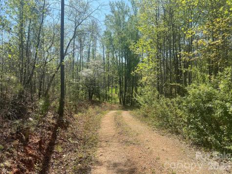 6374 Peniel Road Tryon NC 28782