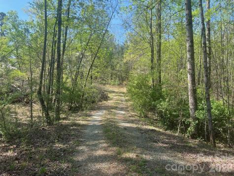 6374 Peniel Road Tryon NC 28782
