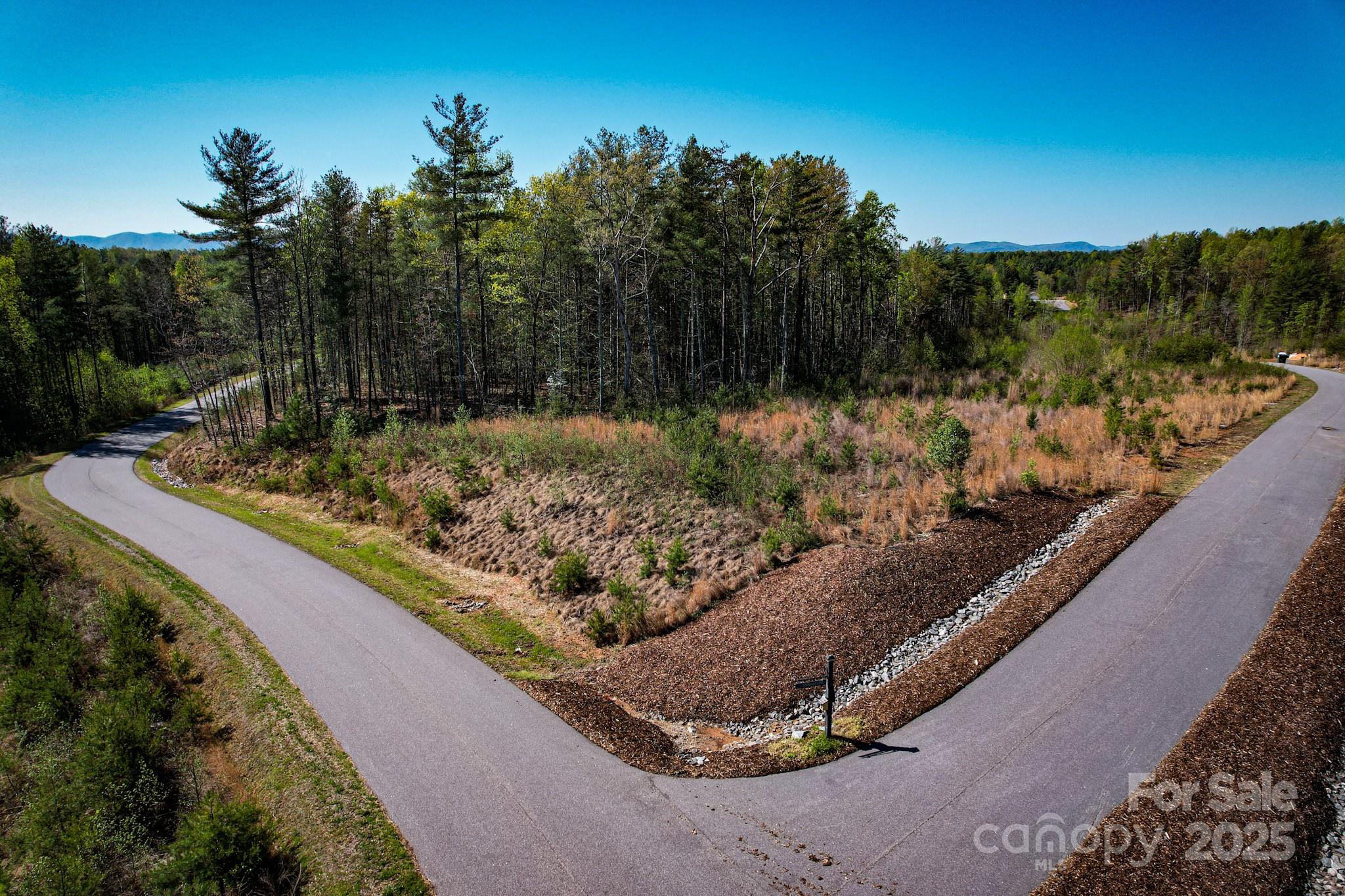 2033 Starlight Lane Morganton NC 28655