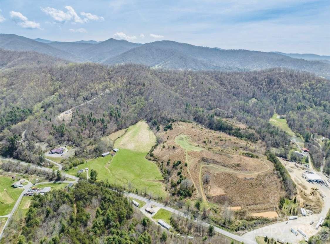 87 Barnardsville Highway Weaverville NC 28787