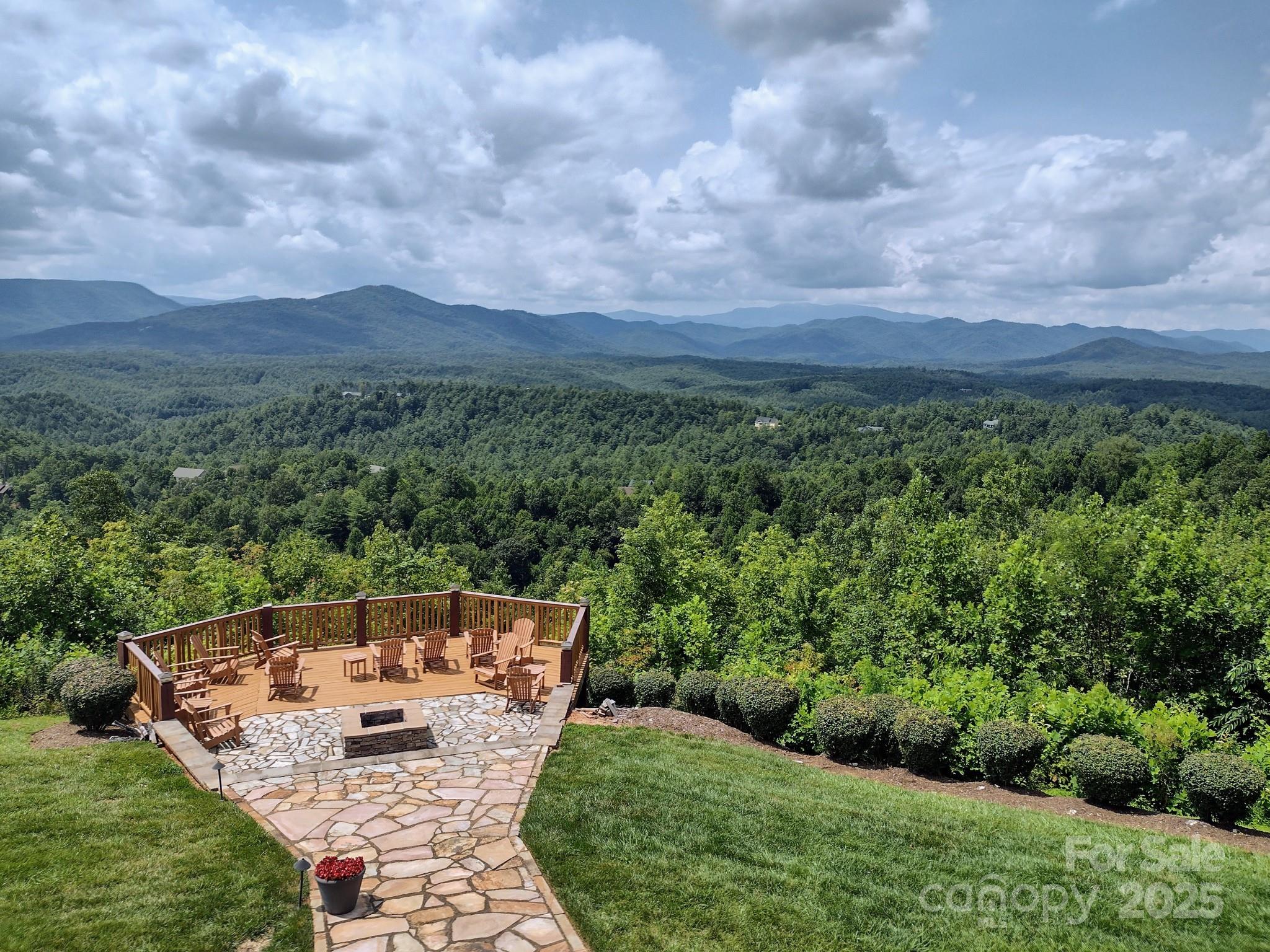 4899 White Oak Way Lenoir NC 28645