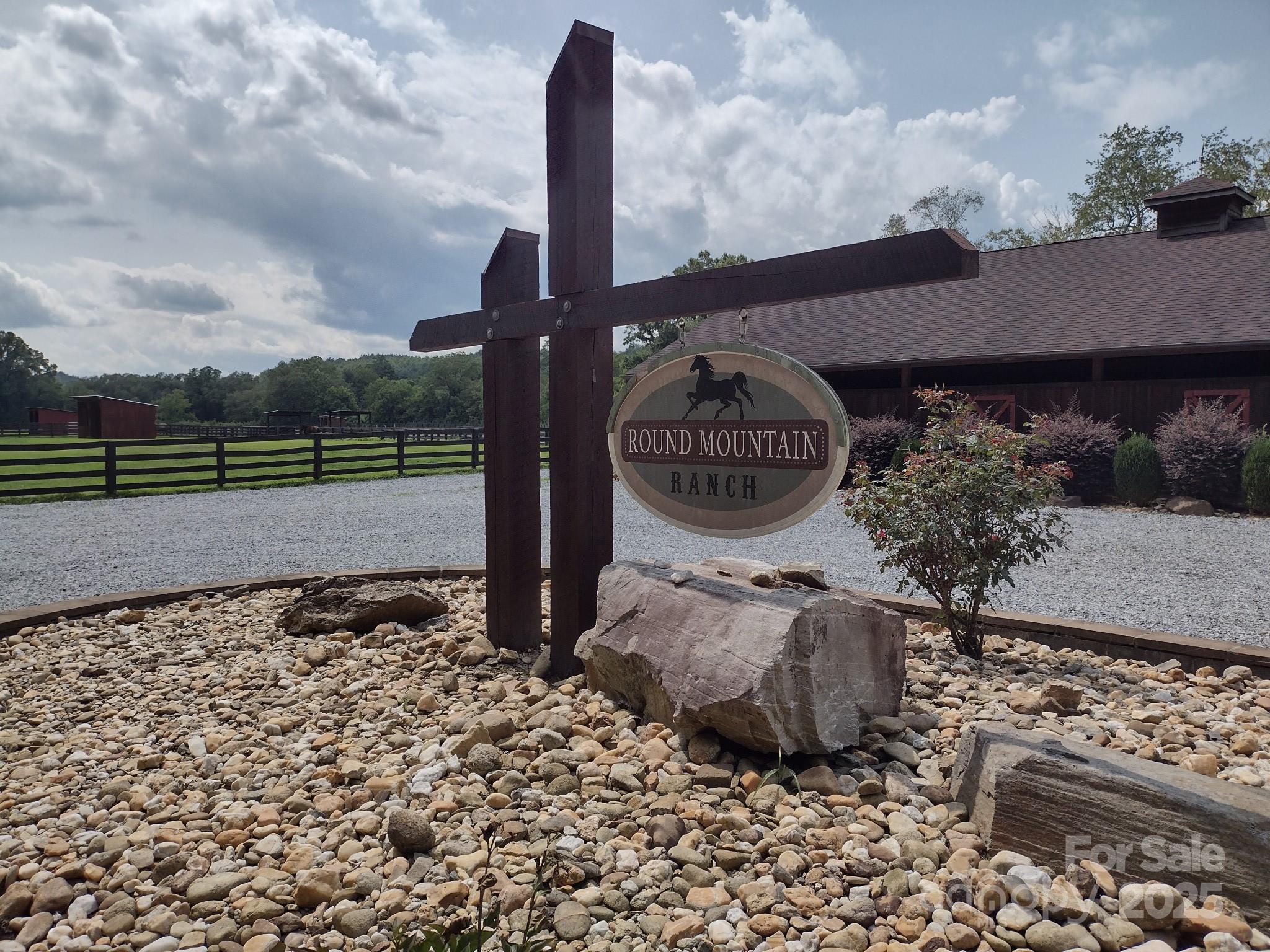 4899 White Oak Way Lenoir NC 28645