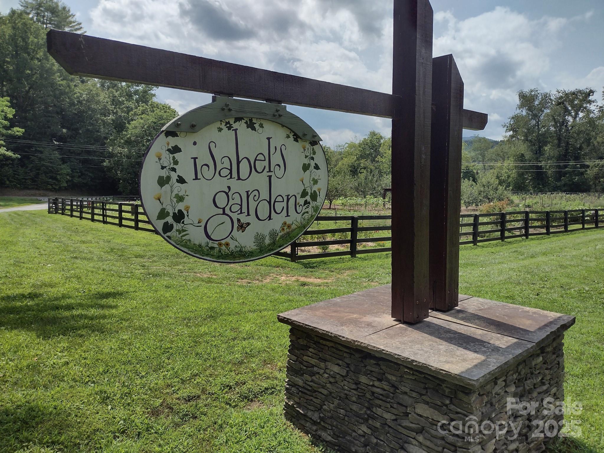 4899 White Oak Way Lenoir NC 28645