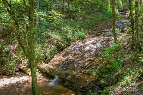 18 Walnut Ridge Way Lenoir NC 28645