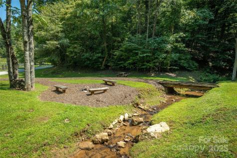 18 Walnut Ridge Way Lenoir NC 28645
