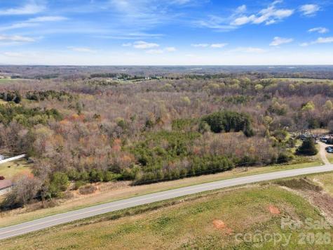 879 E Memorial Highway Harmony NC 28634