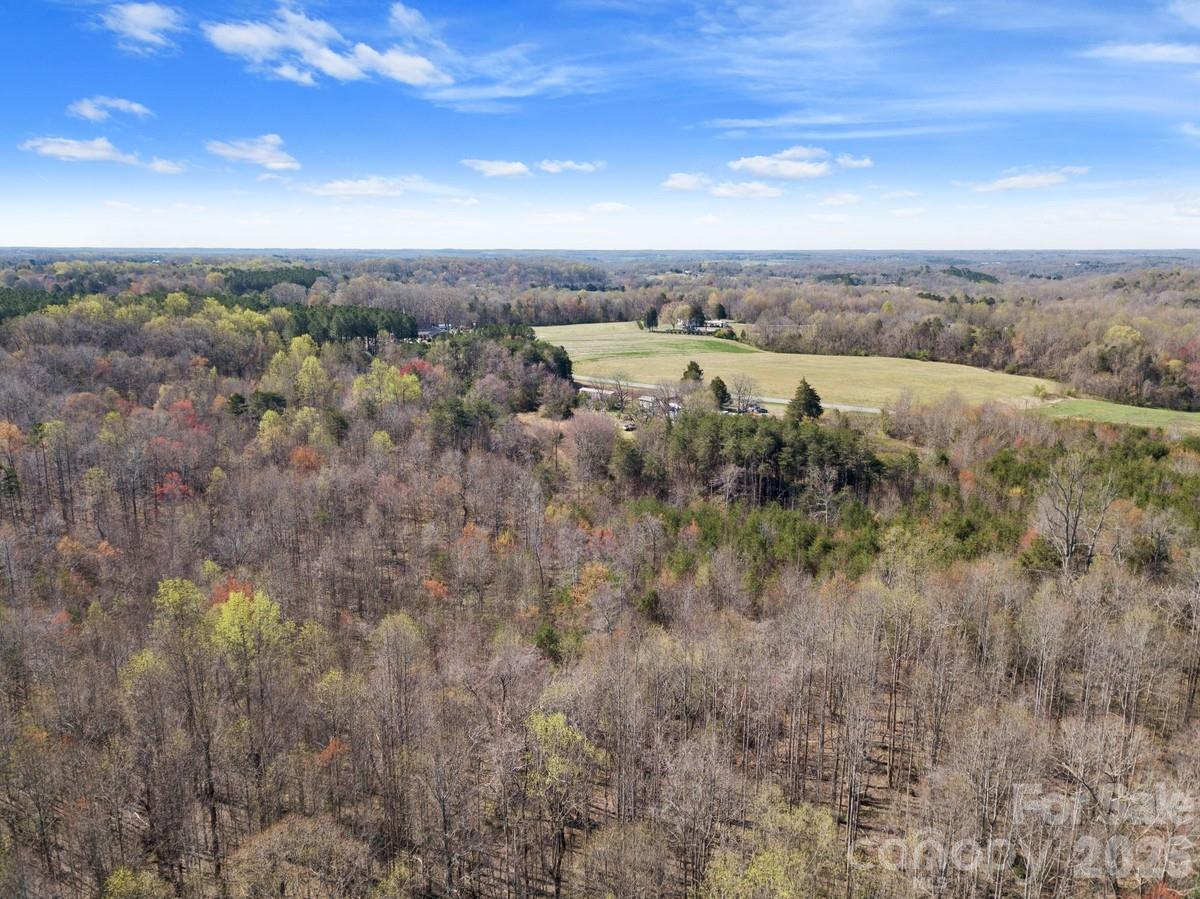 879 E Memorial Highway Harmony NC 28634