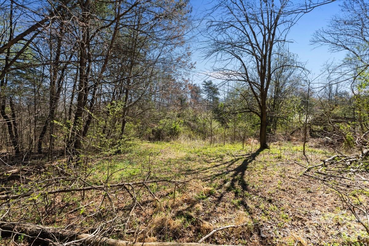 879 E Memorial Highway Harmony NC 28634