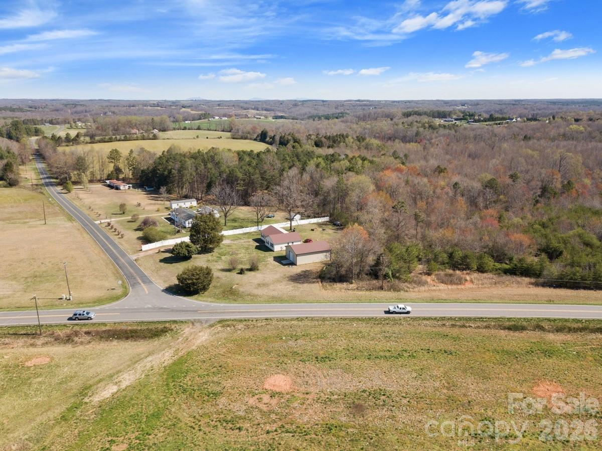 879 E Memorial Highway Harmony NC 28634