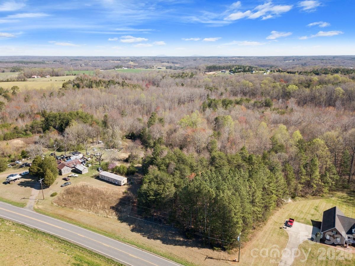 879 E Memorial Highway Harmony NC 28634
