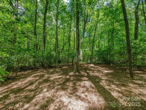 J 33 Cherokee Point Lake Toxaway NC 28747