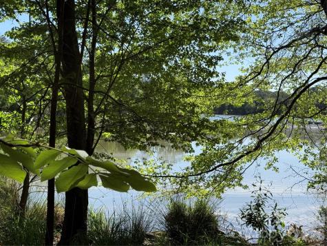 18524 Mainsail Court Lancaster SC 29720
