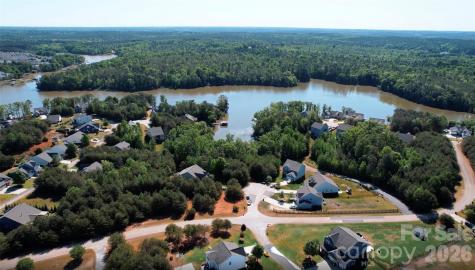 18524 Mainsail Court Lancaster SC 29720