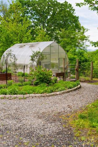 1111 Elm Tree Lane Swannanoa NC 28778