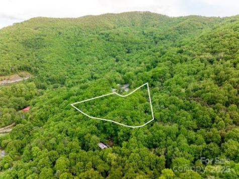 1111 Elm Tree Lane Swannanoa NC 28778