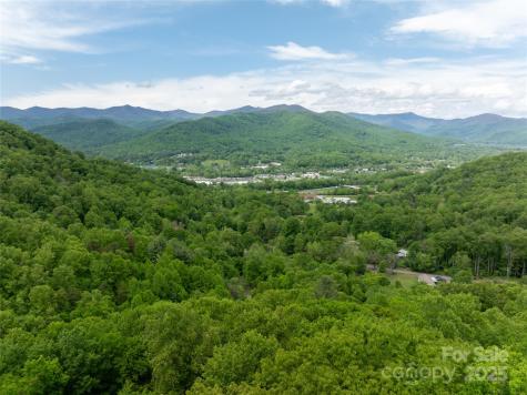 1111 Elm Tree Lane Swannanoa NC 28778