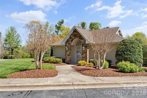 1600 Lillians Point Court Morganton NC 28655