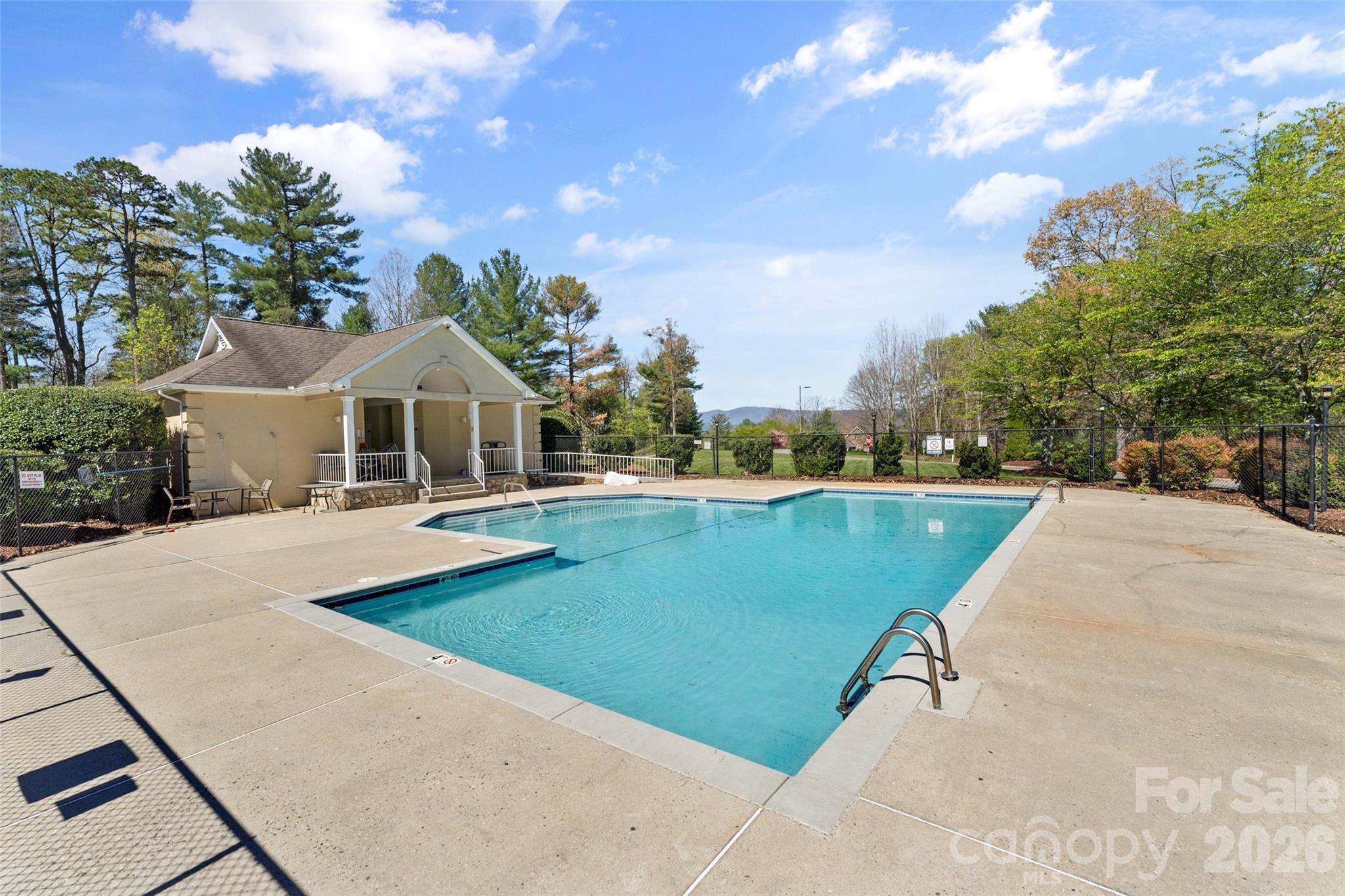 1600 Lillians Point Court Morganton NC 28655