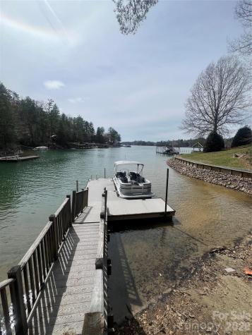 1600 Lillians Point Court Morganton NC 28655