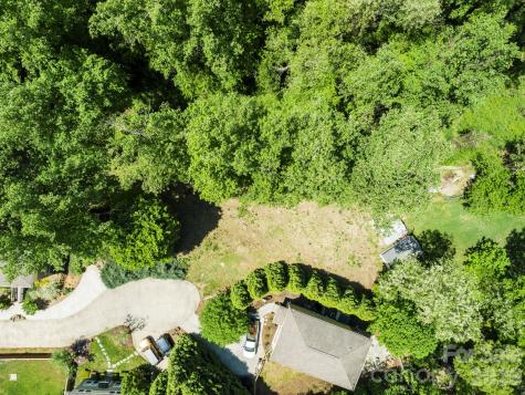 20 Riverlink Lane Asheville NC 28806