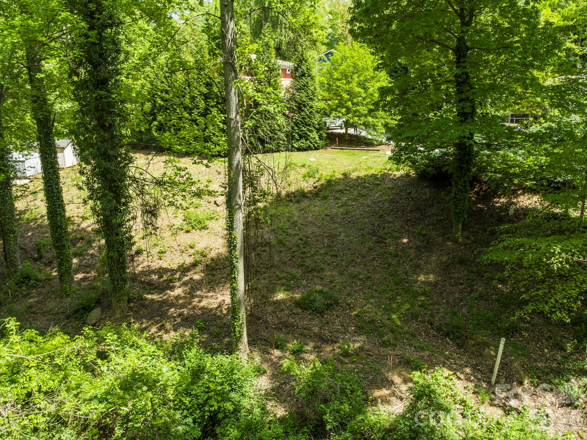 20 Riverlink Lane Asheville NC 28806
