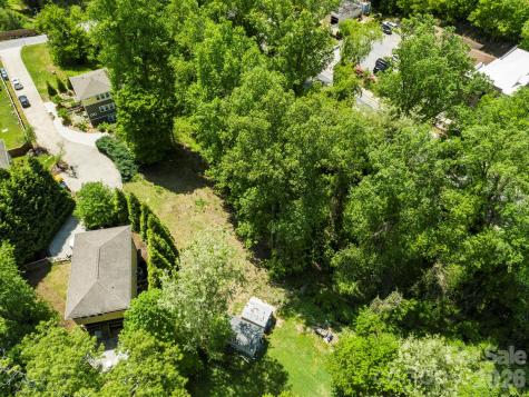 20 Riverlink Lane Asheville NC 28806