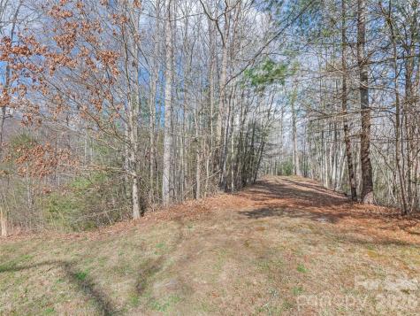 00 Harleys Cove Waynesville NC 28785