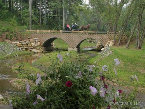 102 Bridgewater Drive Fletcher NC 28732