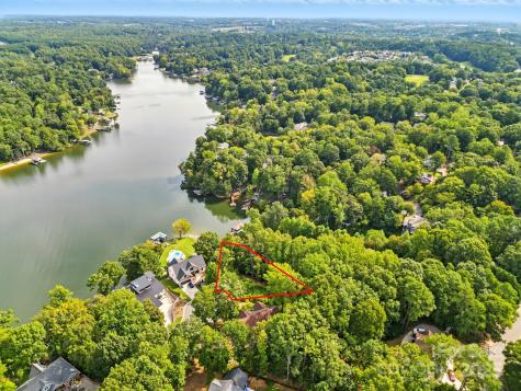 29010 Silver Fox Drive Tega Cay SC 29708