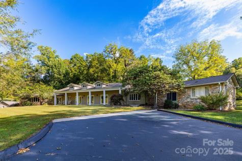 300 Running Deer Lane Mars Hill NC 28754