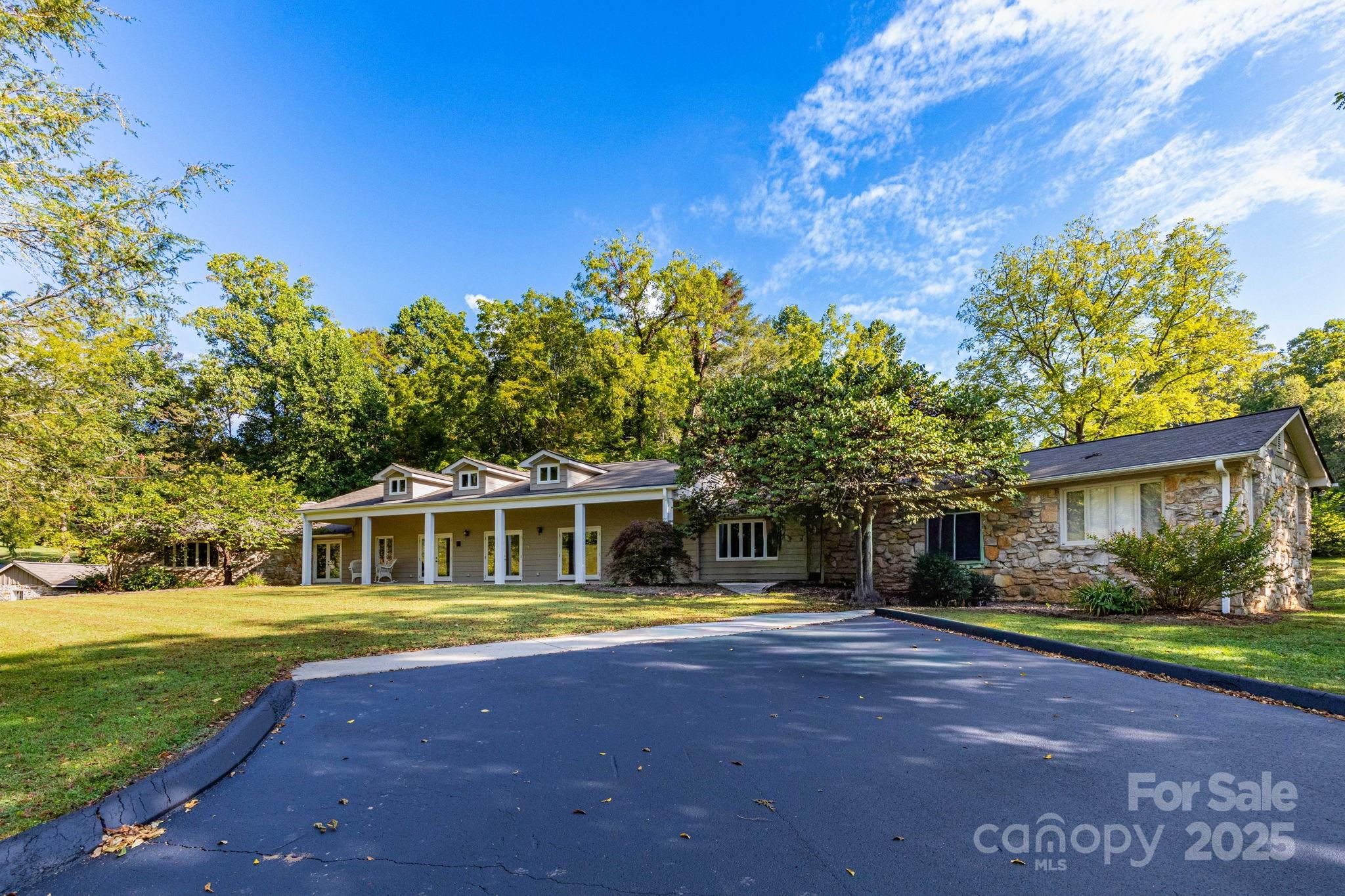 300 Running Deer Lane Mars Hill NC 28754