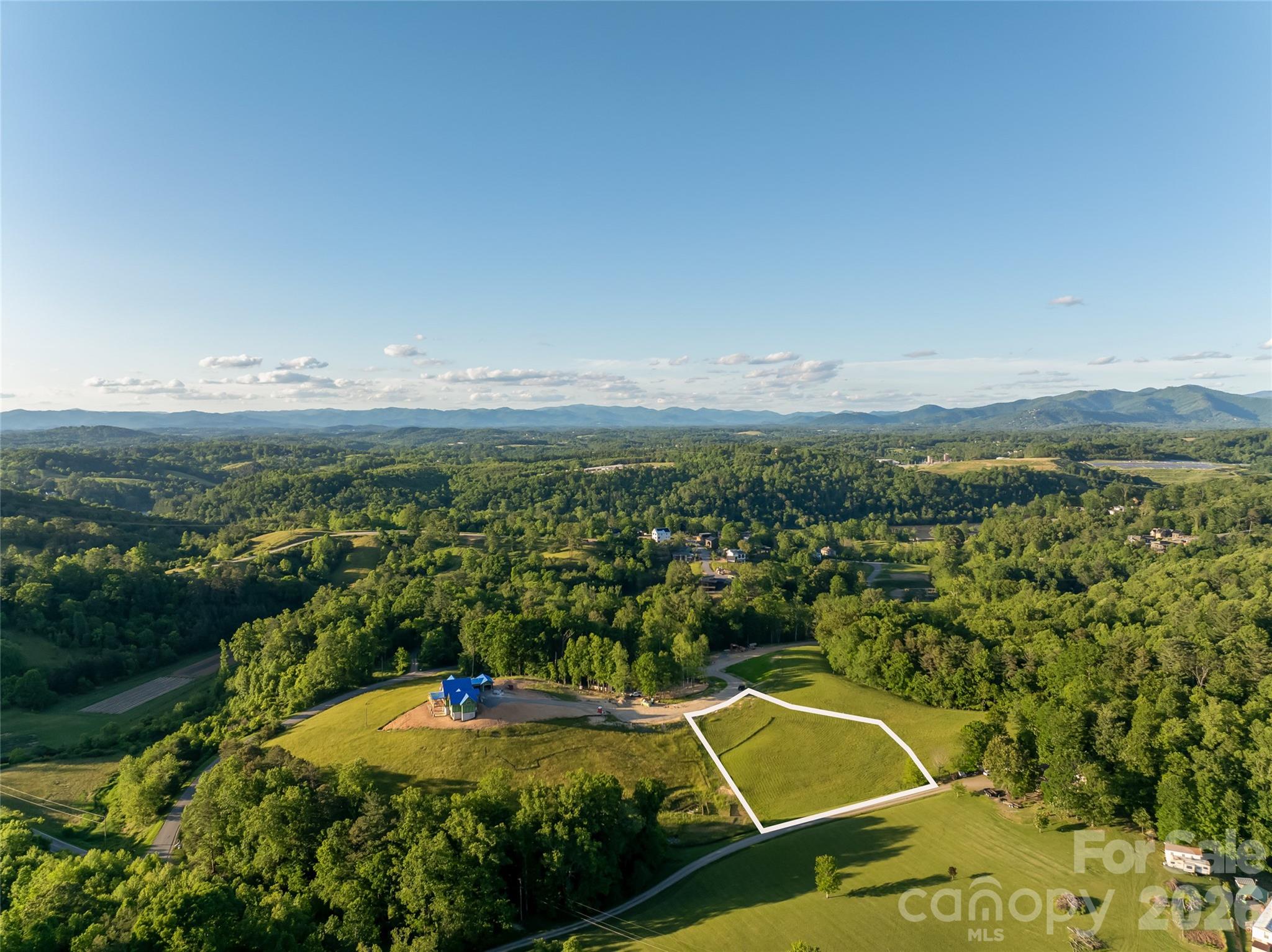 124 Lilikoi Lane Asheville NC 28804