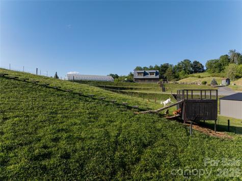 124 Lilikoi Lane Asheville NC 28804