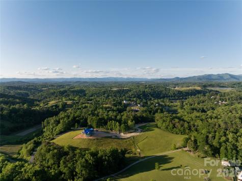 124 Lilikoi Lane Asheville NC 28804