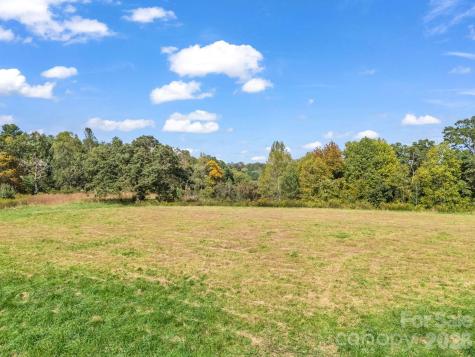 128 Cook Lane Mills River NC 28759