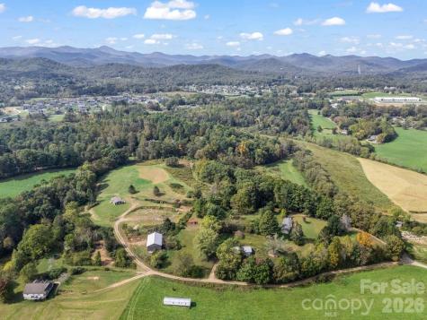 128 Cook Lane Mills River NC 28759