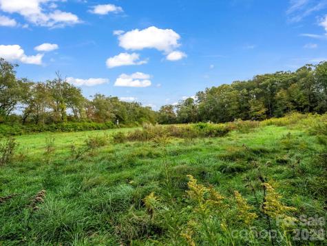 128 Cook Lane Mills River NC 28759