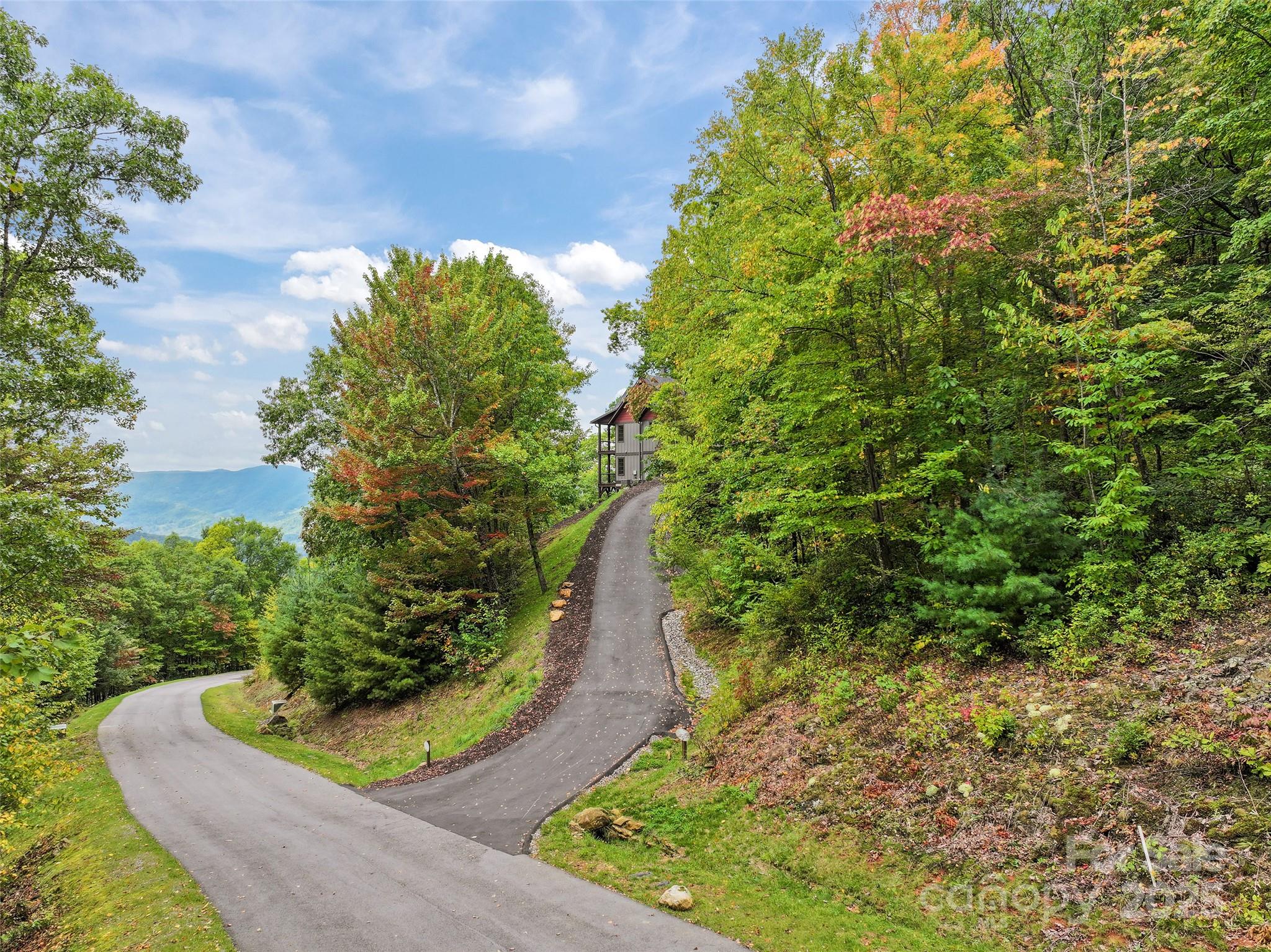 621 Macallan Drive Waynesville NC 28786