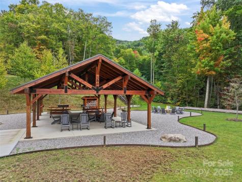 621 Macallan Drive Waynesville NC 28786