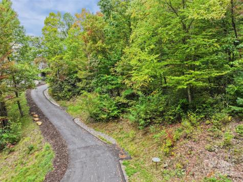 621 Macallan Drive Waynesville NC 28786