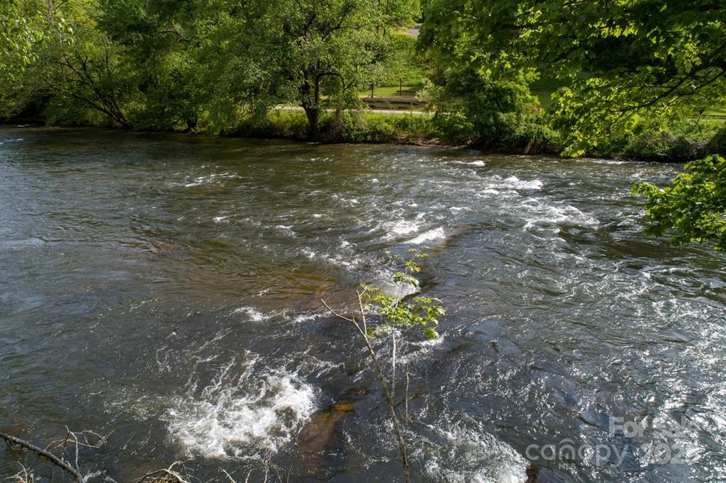 316 River Club Drive Cullowhee NC 28723