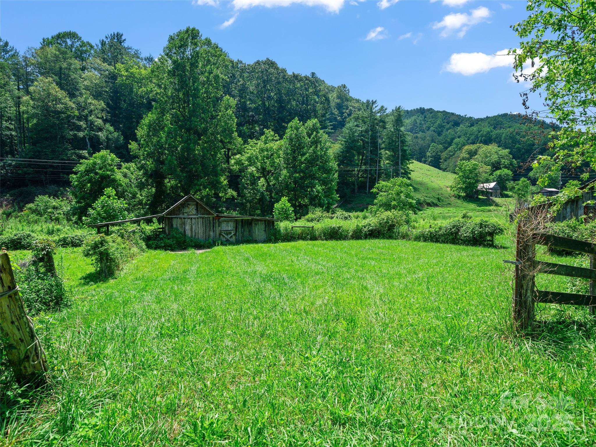 9065 Nc 63 Highway Leicester NC 28748